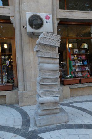 Sculpture the Pile of Books